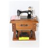 Image 1 : SEWING MACHINE MUSIC BOX