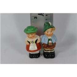 GOEBEL HUMMEL SALT & PEPPER SET
