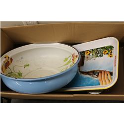 LOT OF VINTAGE TOBACCO CANS