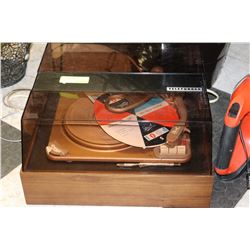 TELEFUNKEN RECORD PLAYER