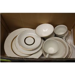 22 KARAT GOLD TRIM DISH SET INCLUDES 3 PLATES,