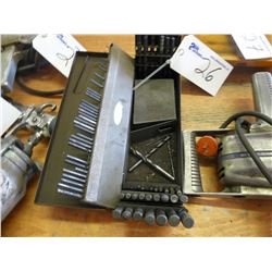 LOT OF DRILL BITS