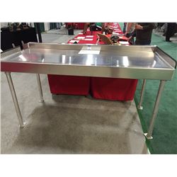 6’ Aluminum Fish Cleaning Table