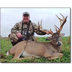 Trophy White-tailed Deer Hunt in Ohio with Dakota Outfitters