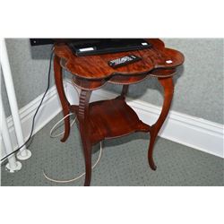 Victorian Canadian Oak two tier parlour table by John G. Mundell & Co. Manufactured in Elora, Ontari