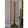 Image 1 : Oak coat pole and hanging wall mirror with wood frame Rm 103