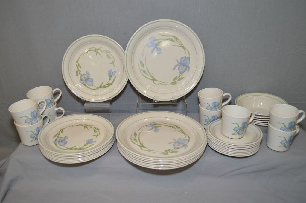 Set of Corelle Iris motif dinnerware