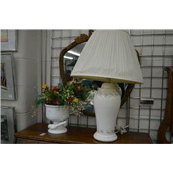 7.5" high porcelain planter and porcelain floral table lamp
