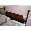 Image 1 : Double sized vintage mahogany pineapple headboard, footboard and rails