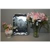 Image 1 : Tray crystal vase and a porcelain vase