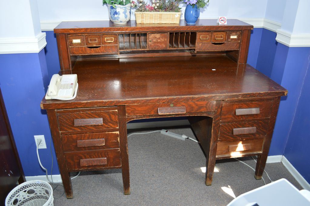 Antique Quarter Cut Oak Double Pedestal Desk With Interesting
