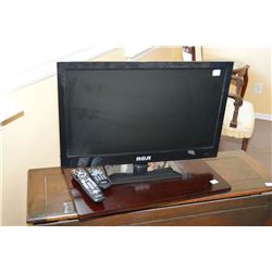 24" RCA flat screen TV and turntable