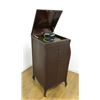 Image 2 : Mahogany Victor Stand Up Victrola
