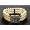 Image 2 : Triple Strand Pearl Bracelet