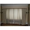Image 1 : Large Brunswick et Fils Window Curtain