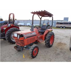 KUBOTA L2250 MFWD FARM TRACTOR, S/N 55624, 3 PTH, PTO, DIESEL ENG, CANOPY, METER READING 865 HOURS