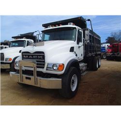 2007 MACK CV713 T/A DUMP, S/N 1M2AG11C87M050075, 370 HP MACK DIESEL ENG, 10 SPD TRANS, ENGINE BRAKE,