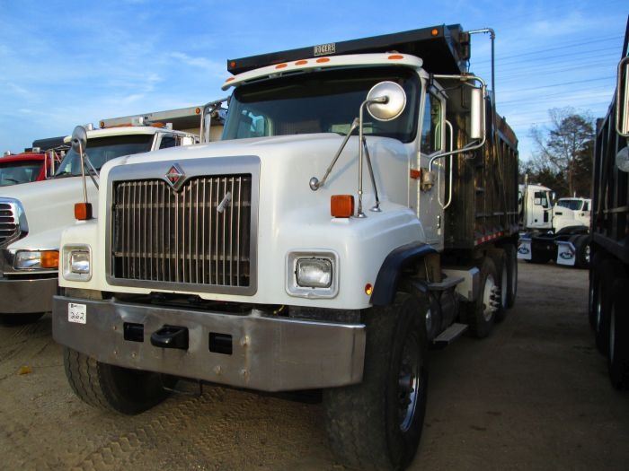 2006 INTERNATIONAL 5500I TRI-AXLE DUMP, S/N 1HTXLAPT56J218193, 475HP ...