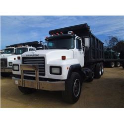 2001 MACK RD688S TRI-AXLE DUMP, S/N 1M2P267C31M058542, MACK E7-350 ENG, 8LL TRANS, 16' BODY, ELECT T