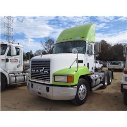 1999 MACK CH613 T/A TRUCK TRACTOR, S/N 1M2AA13Y5XW107671, MACK DIESEL ENG, 11R22.5 TIRES, DISC WHEEL