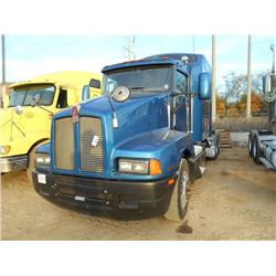 2007 KENWORTH T600 T/A TRUCK TRACTOR, S/N 1XKADB9X770179389, CAT C15 435 HP ENG, 13 SPD TRANS, 38K R