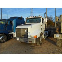 1994 INTERNATIONAL T/A TRUCK TRACTOR, S/N 2HSFHAMR6RC090169, DETROIT SERIES 60 12.7 LTR 470 HP ENG, 