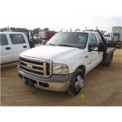 2005 FORD F350 XLT EXTENDED CAB FLATBED, S/N 1FDWX36P05EB31365, POWER STROKE DIESEL ENG, A/T, 9'6" B