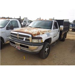 1996 DODGE RAM 3500 FLATBED TRUCK, S/N 1B6MC3654TJ128564, V8 MAGNUM GAS ENG, A/T, 12' FLATBED BODY W