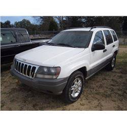 2002 JEEP GRAND CHEROKEE LAREDO, S/N 1J4GX48S82C226700, GAS ENG, A/T, ODOMETER READING 185,497 MILES