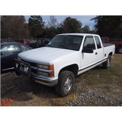 1998 CHEVROLET 1500 Z71 4X4 EXTENDED CAB PICKUP, S/N 1GCEK19R3WE150946, GAS ENG, A/T, ODOMETER READI