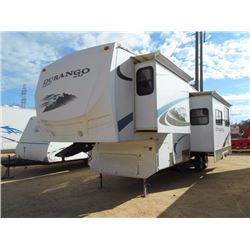 2011 DURANGO 2500 T/A GOOSENECK TRAVEL TRAILER, S/N 4E2FD3227B6063044, 3 SLIDE OUTS, 2 BATHROOMS, 2 