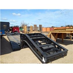 1997 FONTAINE 50 TON TRI-AXLE LOWBOY DETACH, S/N 4LF45483XV3505489, 22' WELL, OUTRIGGER, 255/70R22.5