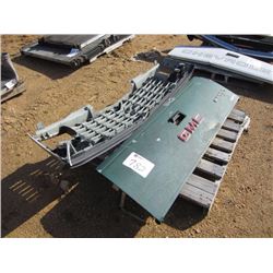 1 LOT MISC TAILGATE, GRILL