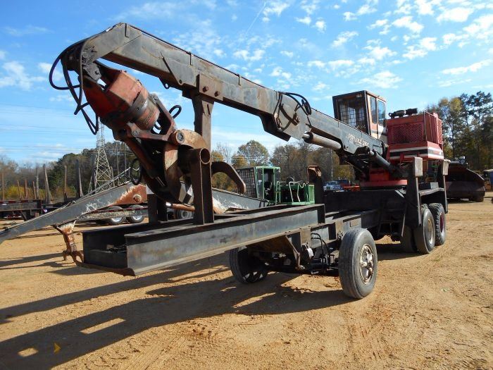 PRENTICE 210C LOG LOADER, S/N 210P26052, DIESEL ENG, ECAB W/AIR, STD ON