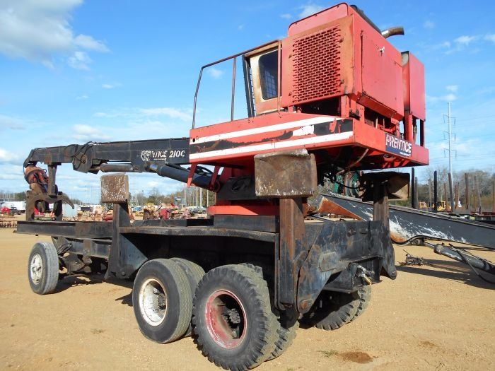 PRENTICE 210C LOG LOADER, S/N 210P26052, DIESEL ENG, ECAB W/AIR, STD ON