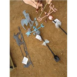 ROOSTER WIND VANE - METAL