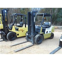 CLARK GPS3MB MAST FORKLIFT, S/N 6968K0F, 4,900# CAP, CANOPY, 2 STAGE, 4' FORKS, PROPANE, METER READI