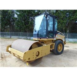 CAT CS-433E VIBRATORY ROLLER, S/N BTT00228, 66" SMOOTH DRUM, ECAB W/AIR, METER READING 2,237 HOURS