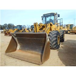 KAWASAKI 852Z-V WHEEL LOADER, S/N 5063, GP BUCKET, ECAB W/AIR, 26.5-25 TIRES, METER READING 10,335 H