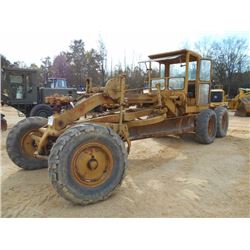 CAT 12 MOTOR GRADER, S/N 70D2131, 12' HYD MOLDBOARD, SCARIFIER, ECAB