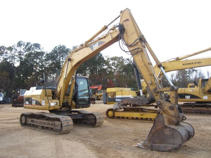 CAT 318CL HYDRAULIC EXCAVATOR, S/N MDY00733, (06 YR) 10' STICK, 48" BUCKET, QUICK COUPLER, THUMB, EC