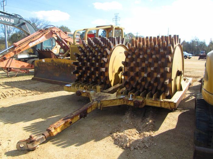REYNOLDS DD4860 TANDEM SHEEP FOOT ROLLER, S/N 33581, 17,700 GROSS