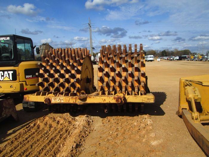 REYNOLDS DD4860 TANDEM SHEEP FOOT ROLLER, S/N 33581, 17,700 GROSS