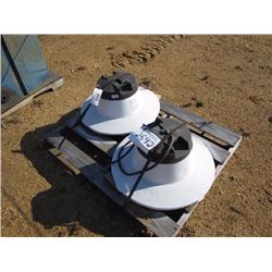 1 LOT (2) COOPER LIGHT FIXTURE