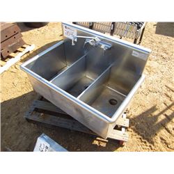 36" STAINLESS STEEL 3 COMPARTMENT SINK
