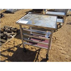 STAINLESS STELL ROLL AROUND CART