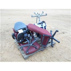 1 LOT (5) OFFICE ROLL AROUND CHAIRS