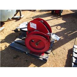 1 LOT (3) HOSE REELS W/HOSE