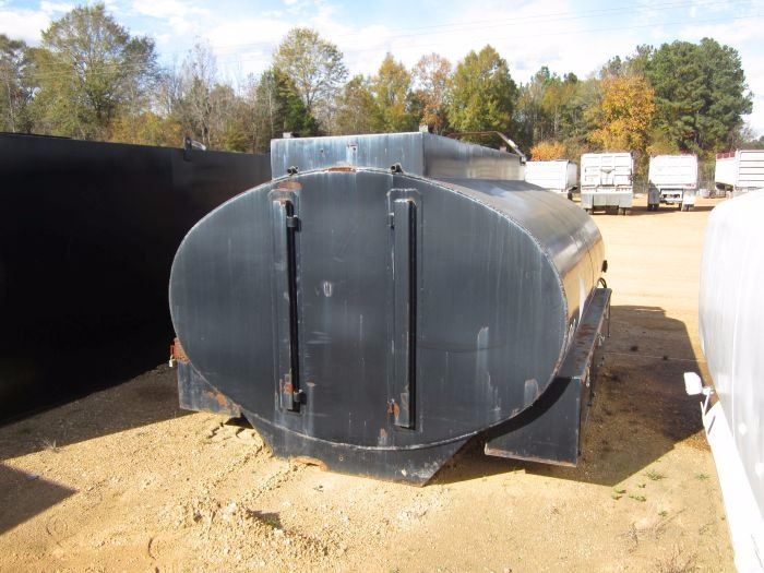 2000 GAL WATER TANK, TRUCK MOUNTABLE J.M. Wood Auction Company, Inc.