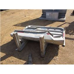 MERRITT ALUMINUM HEADACHE RACK